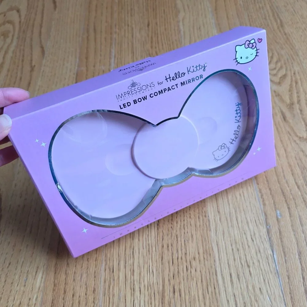 IMPRESSIONS Cute Hello Kitty LED Bow Shape Compact Makeup Mirror | Pink | NEW